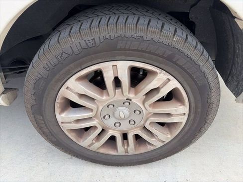 Used 2013 Ford Expedition EL Limited image 7