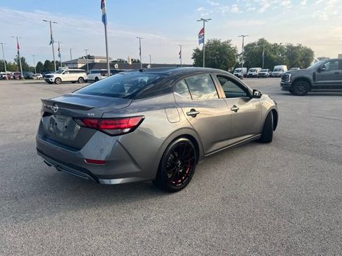 Used 2020 Nissan Sentra SR w/ Premium Package FWD image 8
