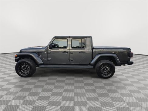 Used 2020 Jeep Gladiator Overland image 9