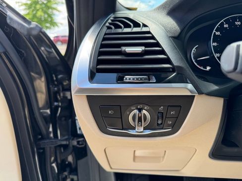 Used 2019 BMW X3 xDrive30i w/ Driving Assistance Package AWD/4WD image 12