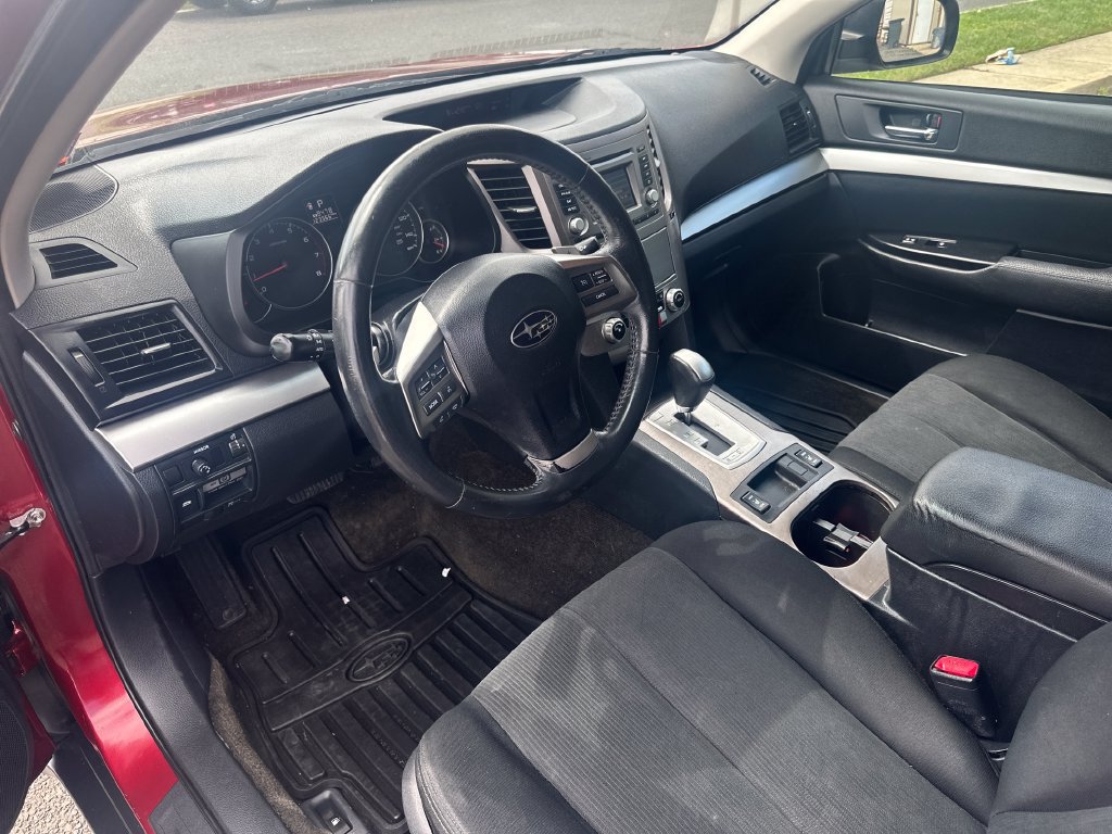 Used 2014 Subaru Outback 2.5i Premium AWD/4WD image 14