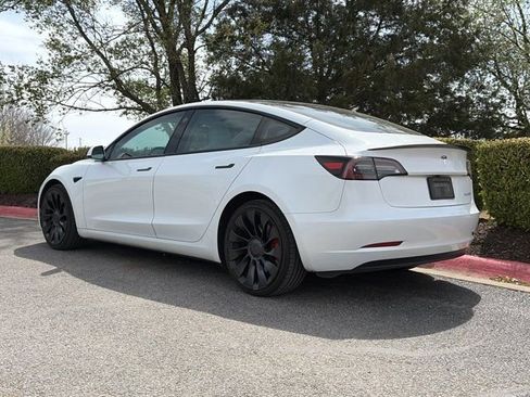 Used 2023 Tesla Model 3 Performance image 8