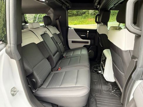 Used 2024 GMC Hummer EV 3X AWD/4WD image 20