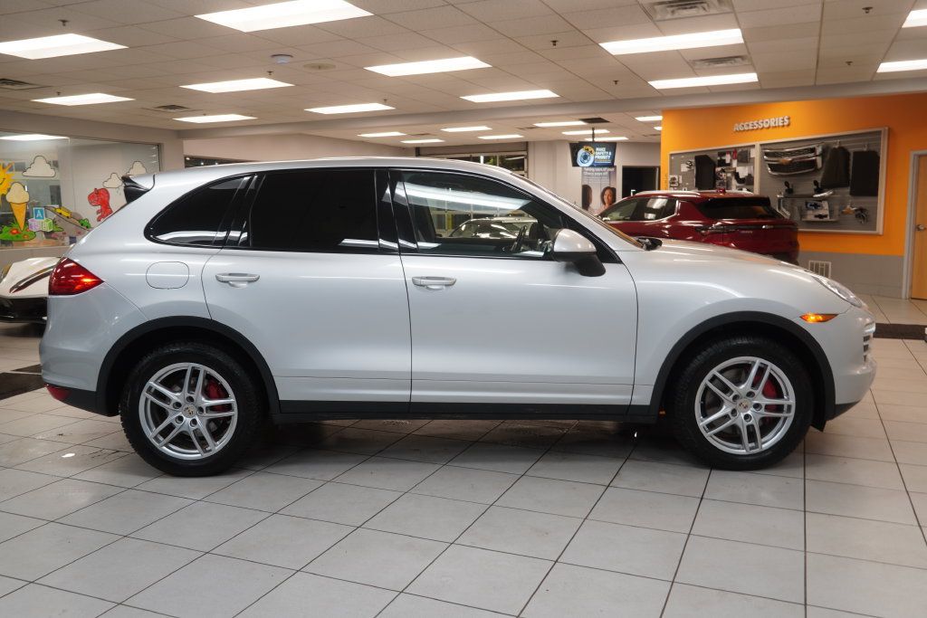 Used 2012 Porsche Cayenne AWD/4WD image 13