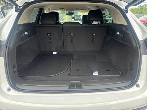 Used 2022 Buick Envision Essence w/ Technology Package I image 26