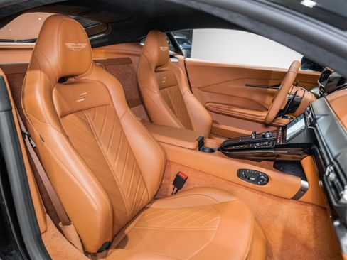 New 2026 Aston Martin V8 Vantage S image 16