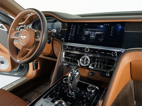 Used 2021 Bentley Flying Spur W12 AWD/4WD image 36
