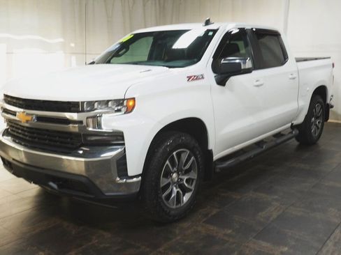 Used 2020 Chevrolet Silverado 1500 LT w/ All-Star Edition image 2