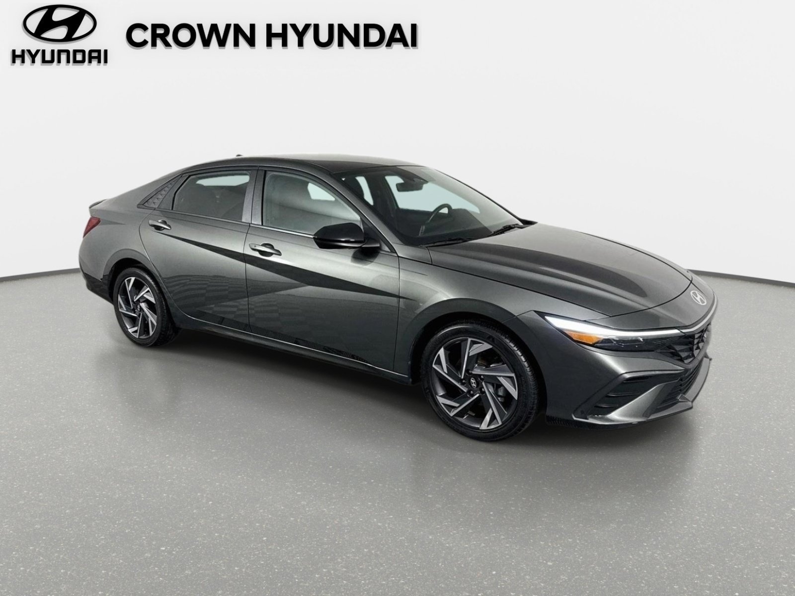 Certified 2025 Hyundai Elantra Sport FWD image 3