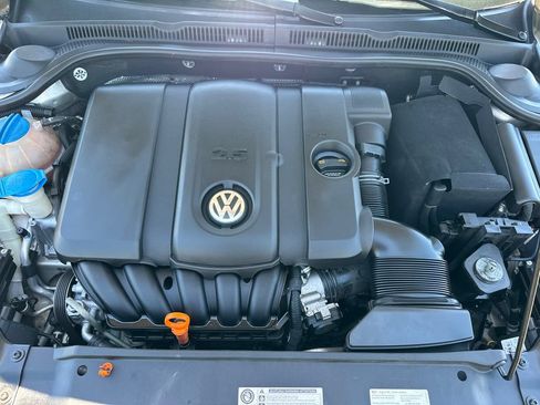 Used 2012 Volkswagen Jetta SE FWD image 8