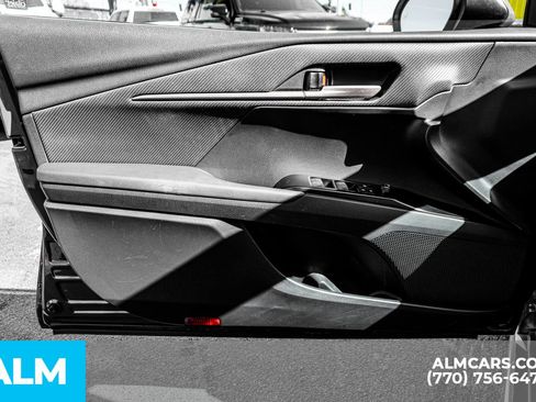 Used 2025 Toyota Camry SE image 51