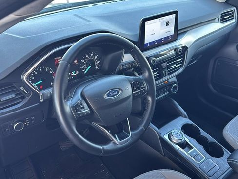 Certified 2022 Ford Escape SE w/ Convenience Package image 21