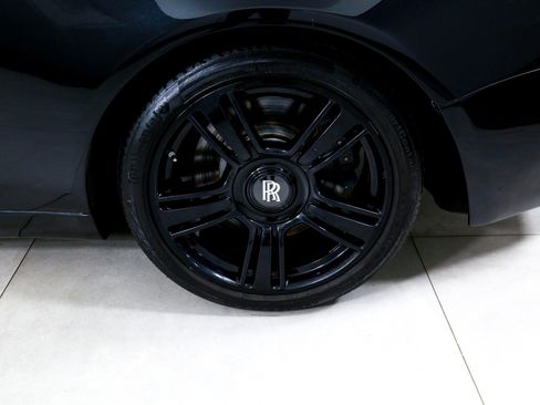 Used 2020 Rolls-Royce Wraith image 32