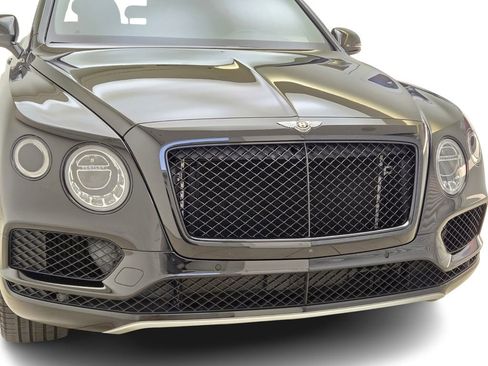 Certified 2019 Bentley Bentayga image 9