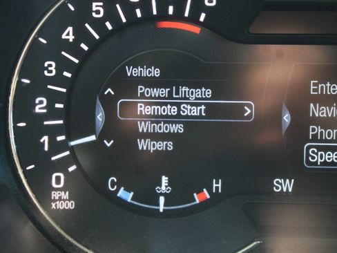 Used 2018 Lincoln MKC Select w/ Select Plus Package image 47