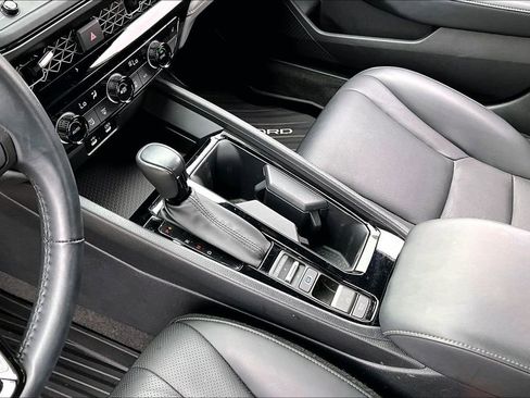 Used 2024 Honda Accord Sport image 14