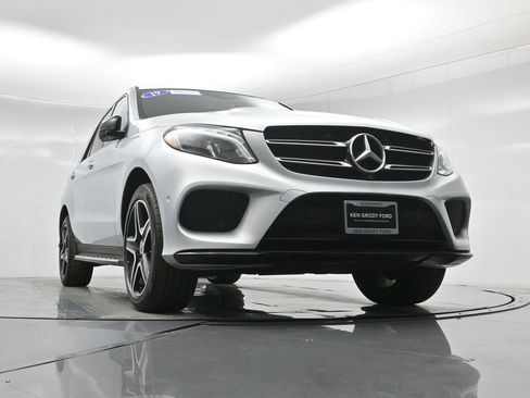 Used 2019 Mercedes-Benz GLE 400 4MATIC image 44