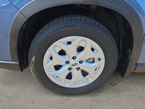 Used 2021 Subaru Forester AWD/4WD image 9