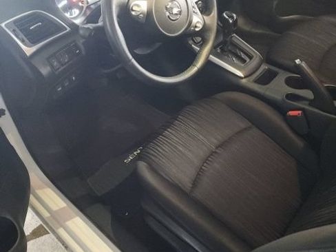Used 2018 Nissan Sentra SV FWD image 6