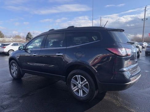 Used 2015 Chevrolet Traverse LT image 5
