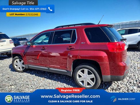 Used 2011 GMC Terrain SLT FWD image 3