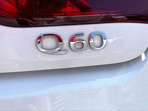Used 2018 INFINITI Q60 3.0t Luxe image 60