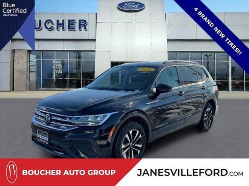 Used 2022 Volkswagen Tiguan S image 1