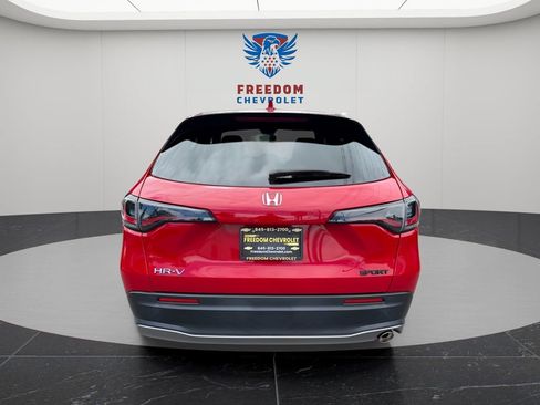 Used 2024 Honda HR-V Sport image 5