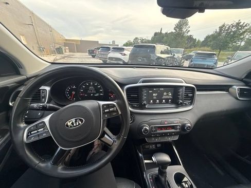 Used 2020 Kia Sorento EX AWD/4WD image 12