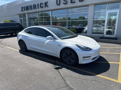 Used 2020 Tesla Model 3 RWD image 2