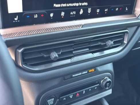 New 2026 Ford Bronco Sport Outer Banks w/ Outer Banks Tech Package+ AWD/4WD image 18