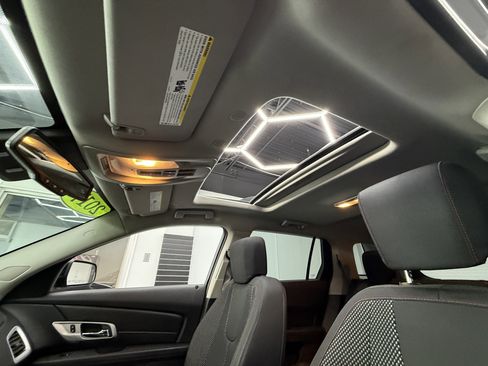 Used 2017 GMC Terrain SLE w/ Nightfall Package image 12