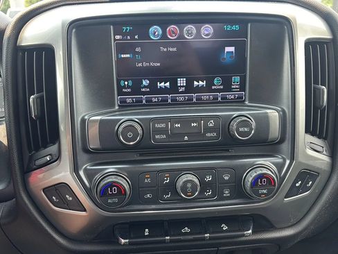 Used 2018 Chevrolet Silverado 1500 LT w/ All Star Edition AWD/4WD image 25