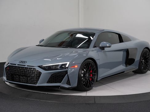 Used 2020 Audi R8 V10 AWD/4WD image 6
