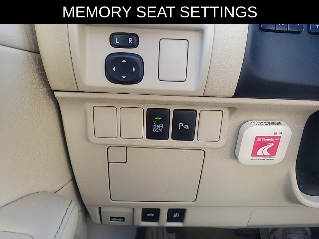 Used 2015 Lexus ES 350 w/ Premium Package FWD image 30