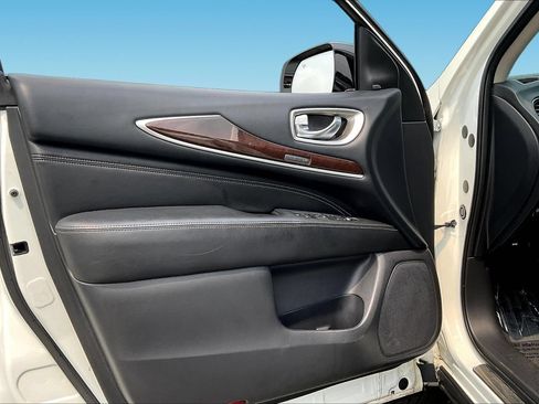 Used 2018 INFINITI QX60 Luxe w/ Deluxe Technology Package AWD/4WD image 19