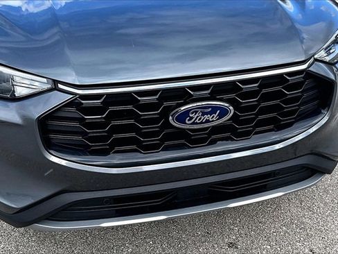 Used 2025 Ford Escape ST-Line Select image 30