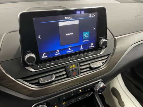 Used 2024 Nissan Altima 2.5 SV image 24