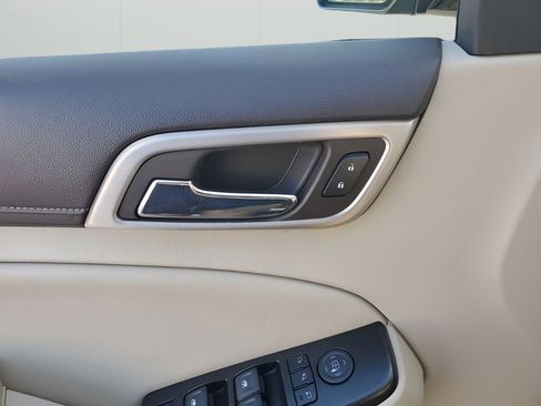 Used 2017 GMC Yukon Denali w/ Open Road Package image 27