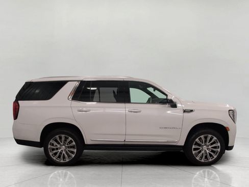 Used 2022 GMC Yukon Denali w/ Denali Ultimate Package AWD/4WD image 11