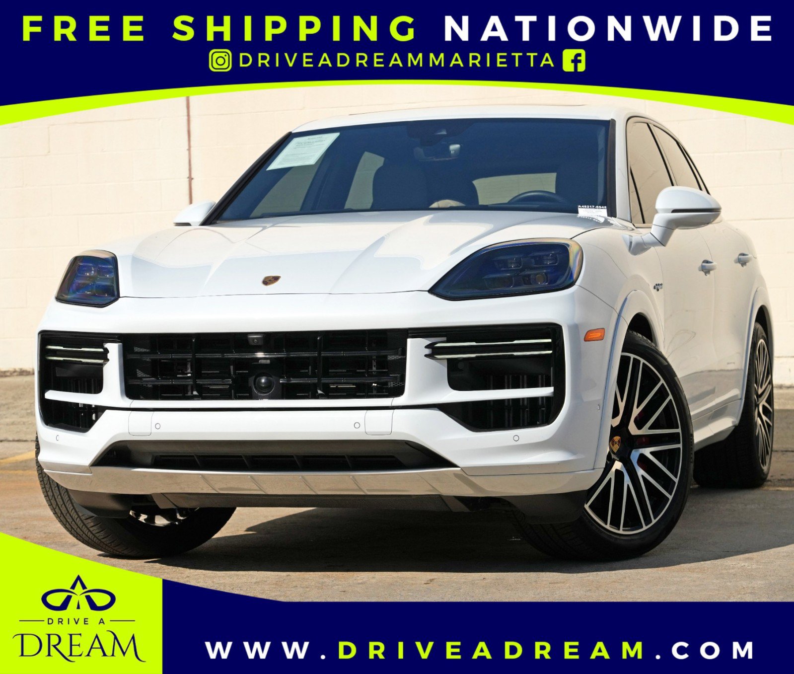 Used 2024 Porsche Cayenne Turbo AWD/4WD image 1