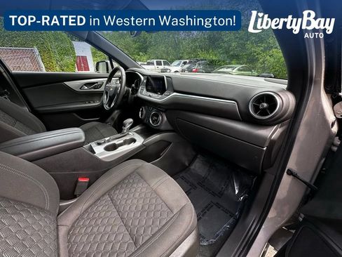 Used 2021 Chevrolet Blazer LT AWD/4WD image 12