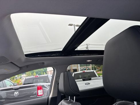 Certified 2025 Nissan Murano SL AWD/4WD image 20