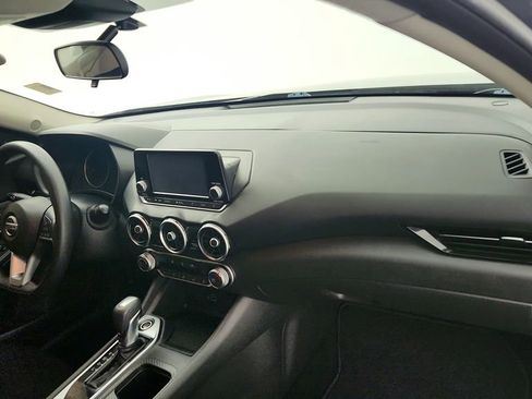 Used 2020 Nissan Sentra S image 28