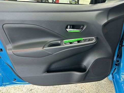 New 2025 Nissan Versa SR w/ Trunk Package image 13