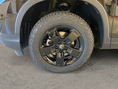 New 2026 Honda Ridgeline Black Edition image 14
