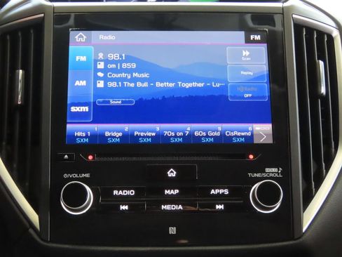 Used 2020 Subaru Crosstrek 2.0i Limited w/ Moonroof Package w/Navigation AWD/4WD image 40
