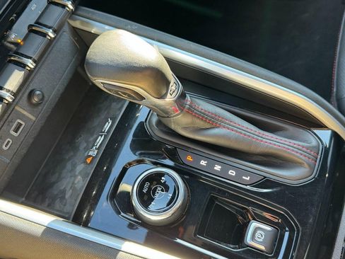 Used 2023 Chevrolet Colorado Z71 w/ Z71 Convenience Package 2 image 20