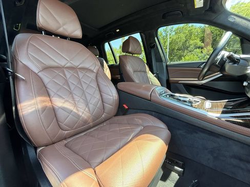 Used 2024 BMW X7 xDrive40i w/ Executive Package AWD/4WD image 27