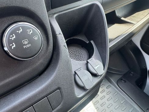 Used 2021 RAM ProMaster 1500 FWD image 30